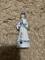 Deko Figur, Dame in Tracht, Keramik, Handbemalt, Top!