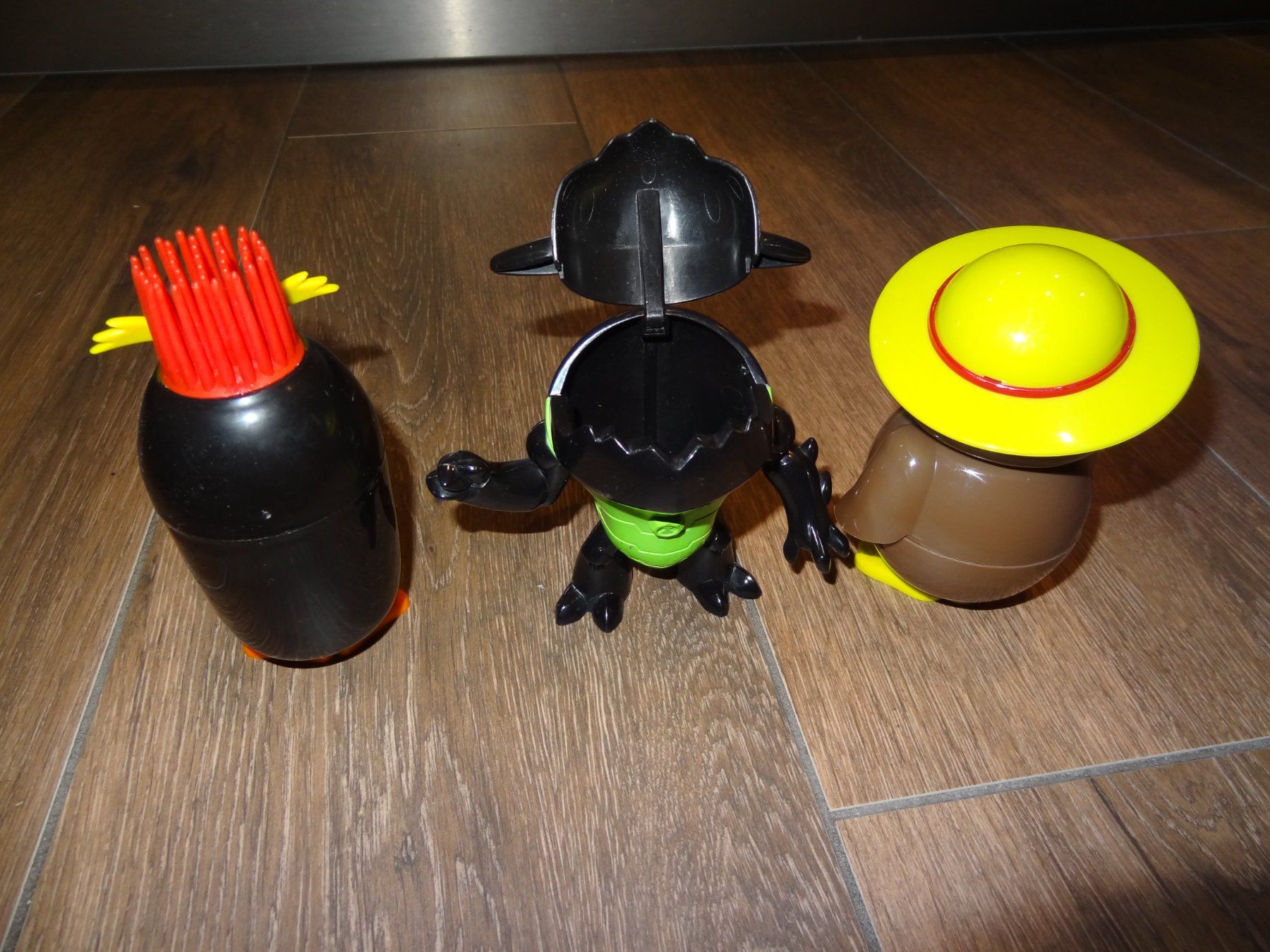 Giocattoli: Lot de 3 figurines jouets – Usato da Satigny venduto da salvatore73 2