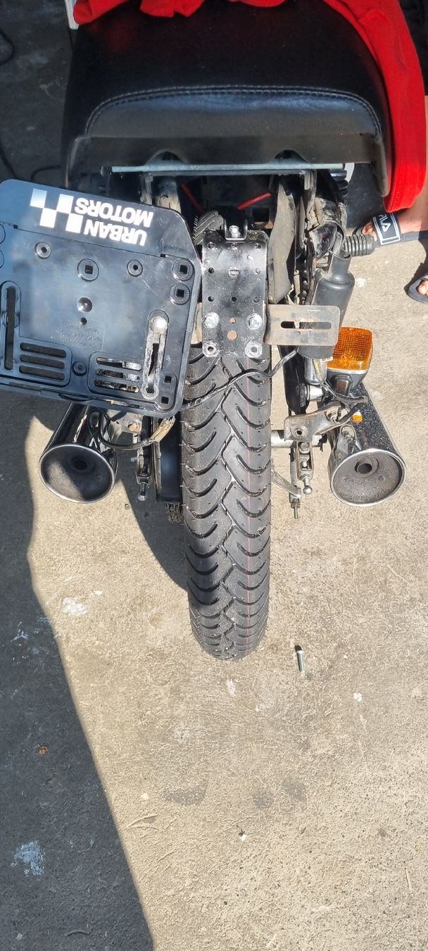 Suzuki Route: Suzuki Gsx 250 1983 – D'occasion à Zollikofen par dom_drq6 9