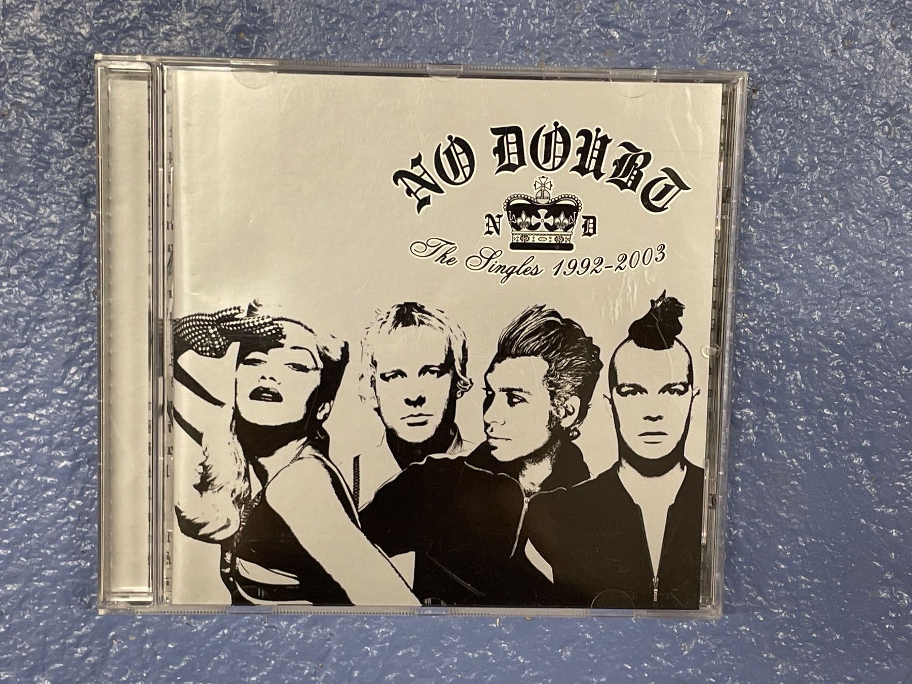 CD: [CD] NO DOUBT - The Singles 1992 - 2003 (2003) – Usato da Frasnacht venduto da DiskSelection