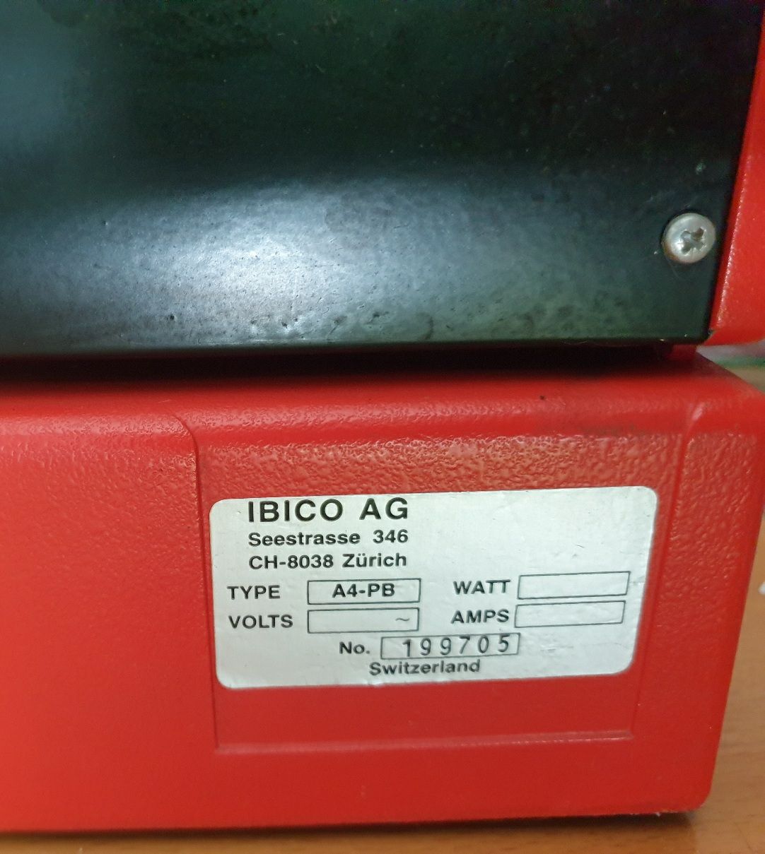 Ibico Macchine rilegatrici: Bindemaschine IBICO inkl. Züberhör – Usato da Gelterkinden venduto da Macrameed 2