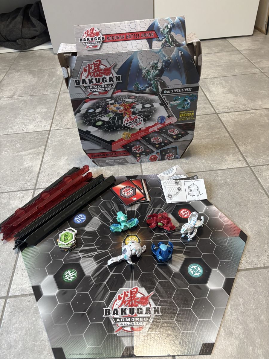 Giochi: Bakugan Spin Master BTB Battle Matrix – Usato da Emmenbrücke venduto da taigi01 1