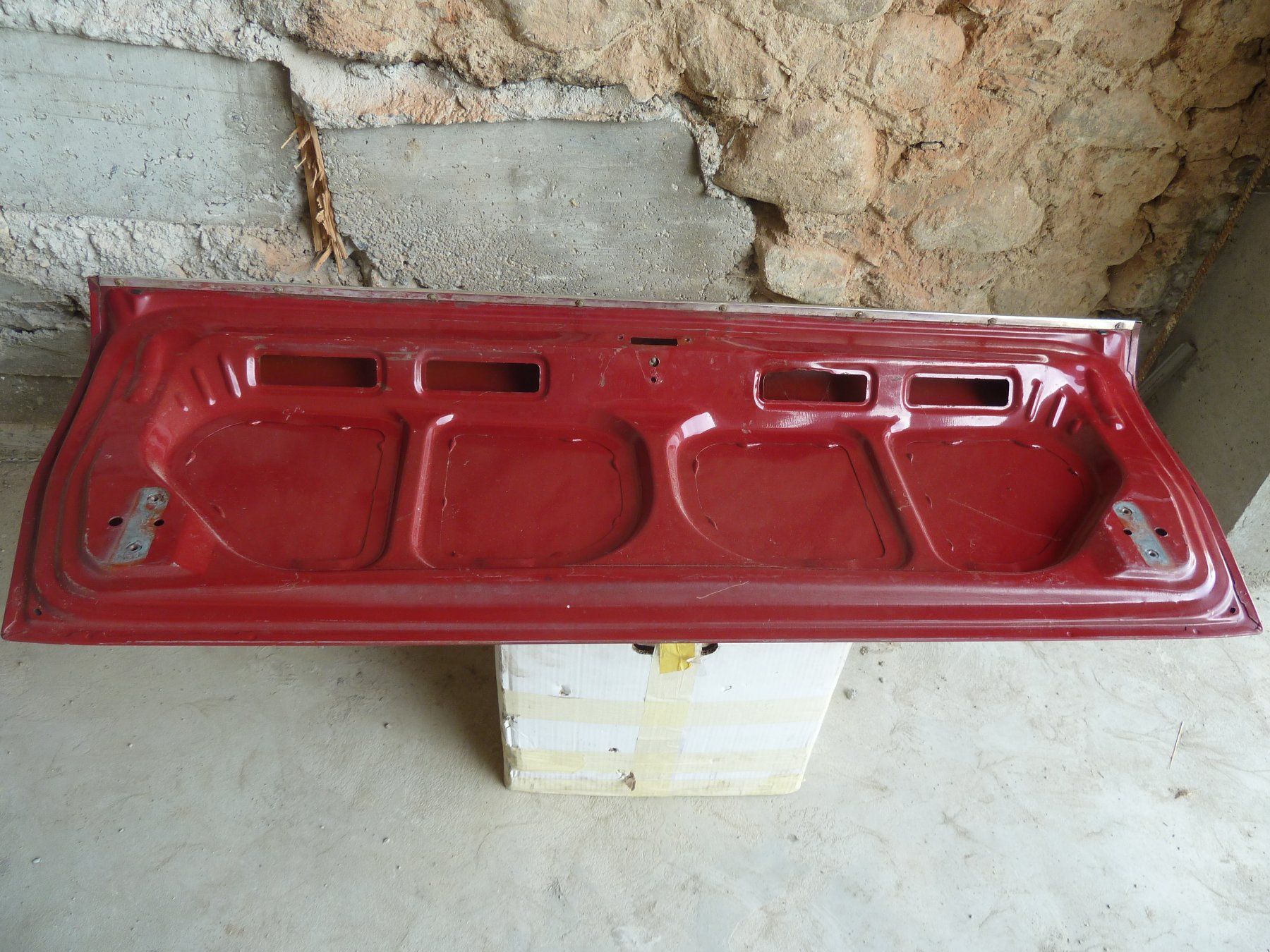 Ford Tutti pezzi di ricambio auto: 1 coffre pour Ford Capri I – Usato da Russy venduto da Guenefle 1