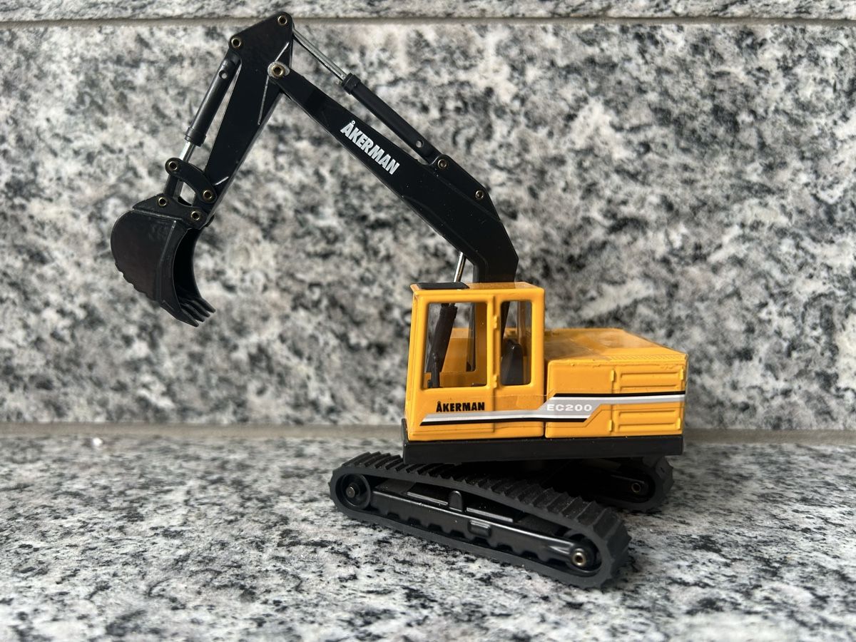 Joal Modellbausätze & Standmodelle: Akerman EC 200 , 1:50, Joal – Gebraucht aus Horw von Tigercat635