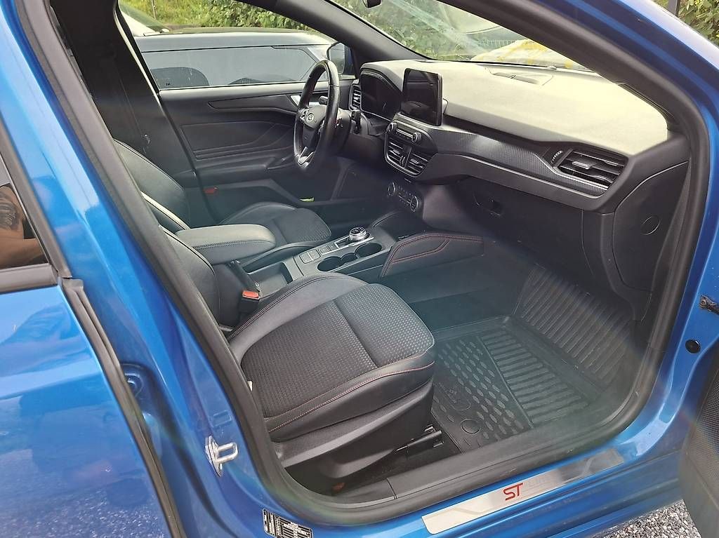 Automobili: FORD Focus 2.0 TDCi ST Line Automatic, B&O, Head-Up, Android – Usato da Flumserberg Bergh venduto da ali_bnr8 5