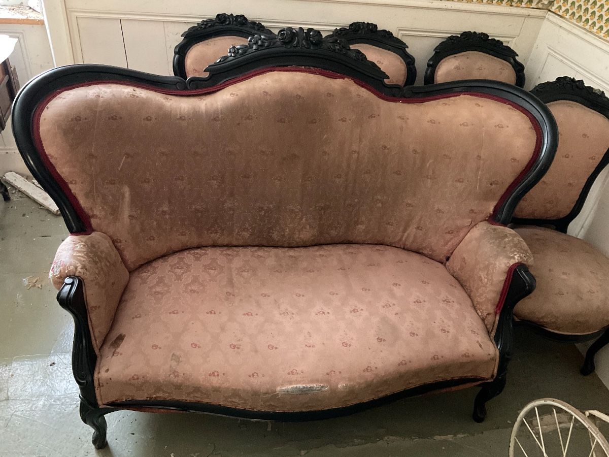 Set di tavolo e panche: Antikes Salon Ensemble/Ensemble de salon ancien – Usato da Männedorf venduto da Gocmek 2