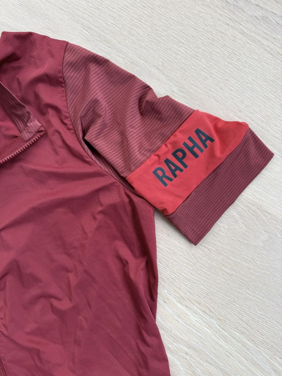Rapha Canottiere & Pantaloni: RAPHA MEN'S PRO TEAM JERSEY Dark Red, Grösse M – Usato da Rohrbach venduto da Medoc80 2