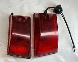 Hummer H2 Rote Dachleuchte Hinten Rechts und Links