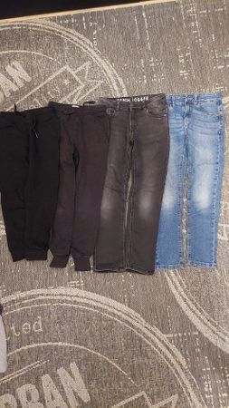 4 Stück Jeans Hose Junge Grösse 140 dunkel Denim Jogger