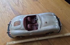 Modellauto aus Holz, Porsche 356