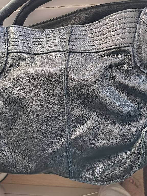 Taschen für Damen: LIEBESKIND Berlin Ledertasche    – Gebraucht aus Basel von len_t965 3