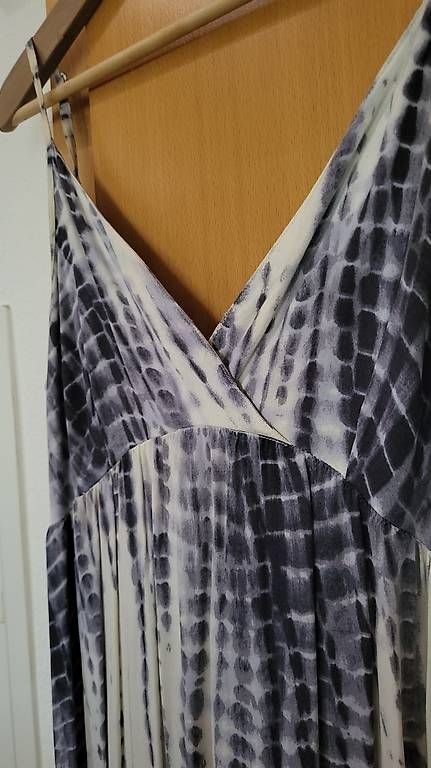 Only Kleider: Abito lungo estivo Only taglia 40 – Gebraucht aus Tesserete von Cat_b 3