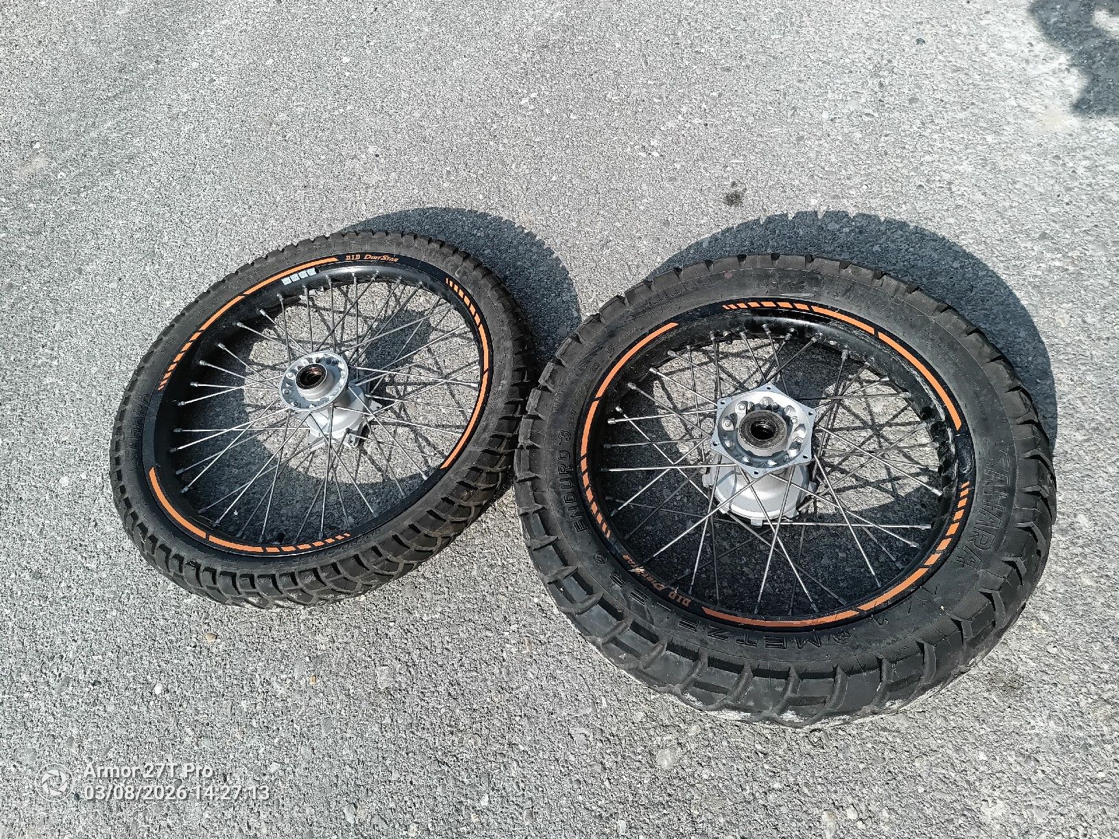 KTM Pneumatici & Ruote complete: Radsatz Ktm 690 Enduro SMC – Usato da Leuzigen venduto da Nachtluchs