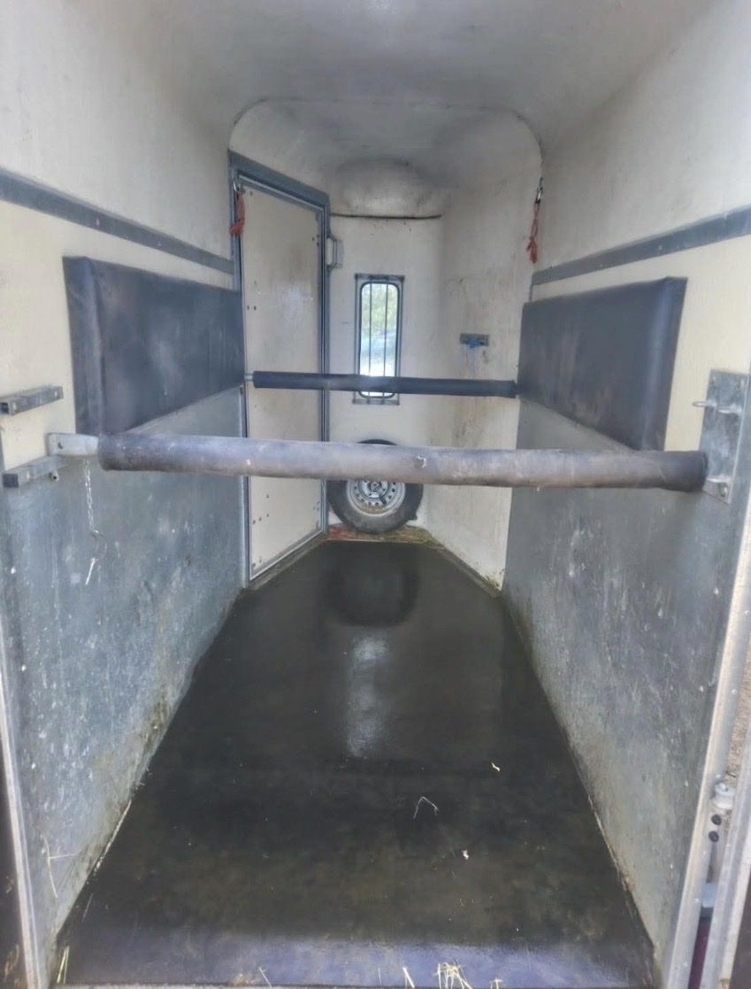 Fautras Rimorchi: Van Fautras 1,5 cheval alu – Usato da Sonceboz-Sombeval venduto da bar_25l2 1