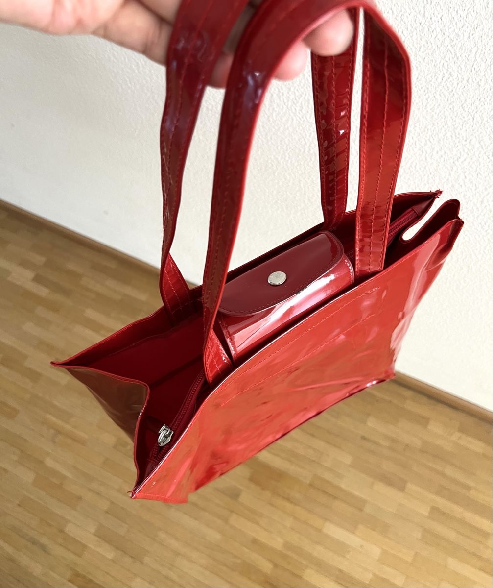 Borse da donna: NEU! ROTE LACK-TOTE-BAG – Nuovo e nell'imballaggio originale da Basel venduto da JJ.Elena 1
