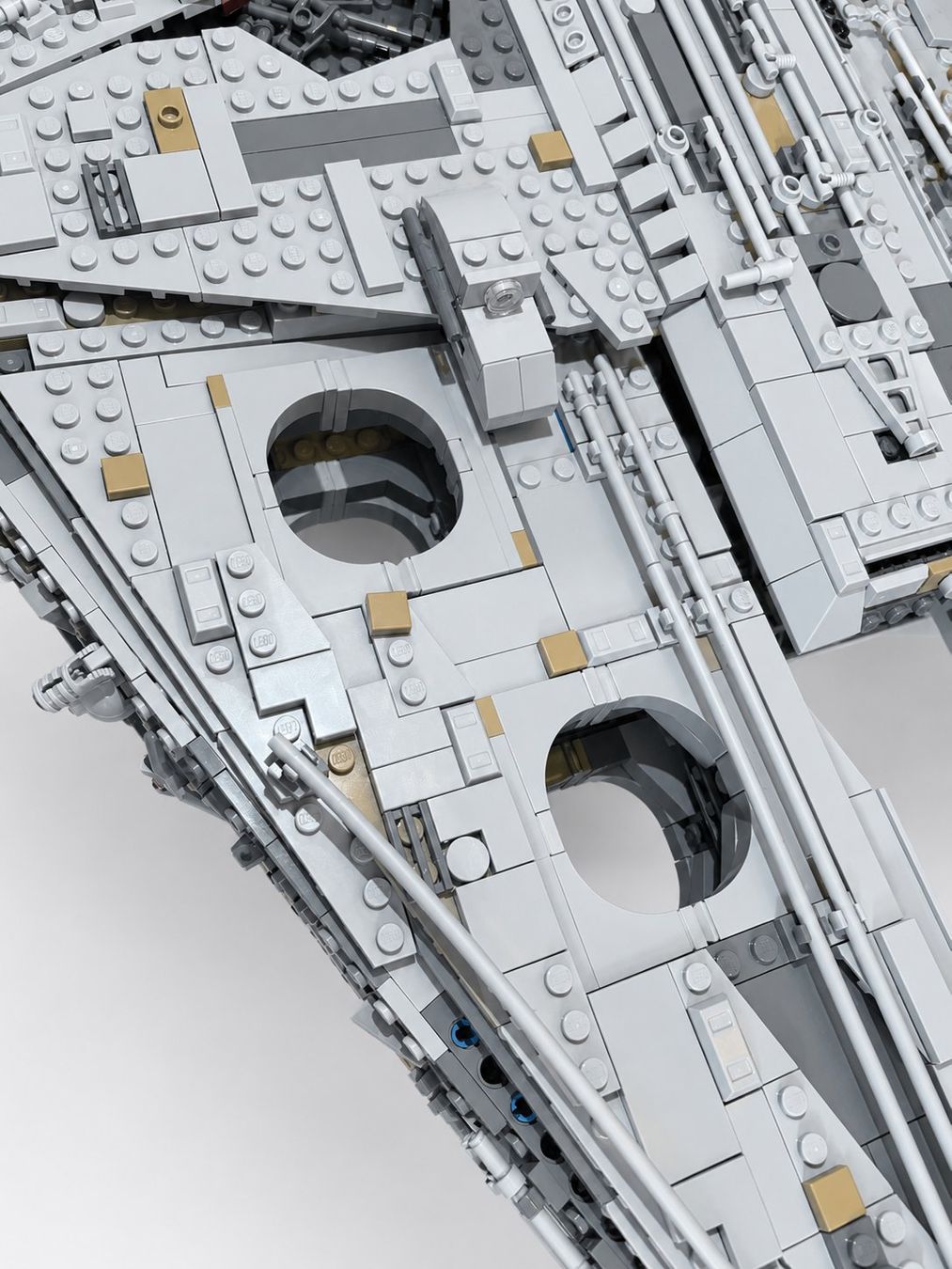 Lego Baukästen: LEGO Star Wars Millennium Falcon – Gebraucht aus Naters von zub_zrz8 2