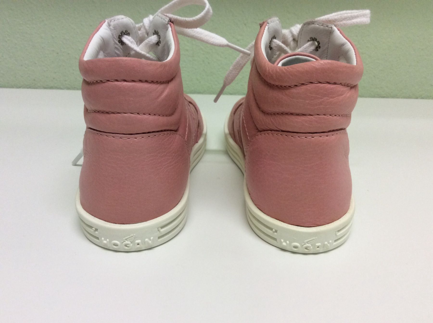 Hogan Chaussures garçon: Hogan H monogram leather sneakers – Neuf avec emballage d'origine à Zürich par LoveFashion76 3