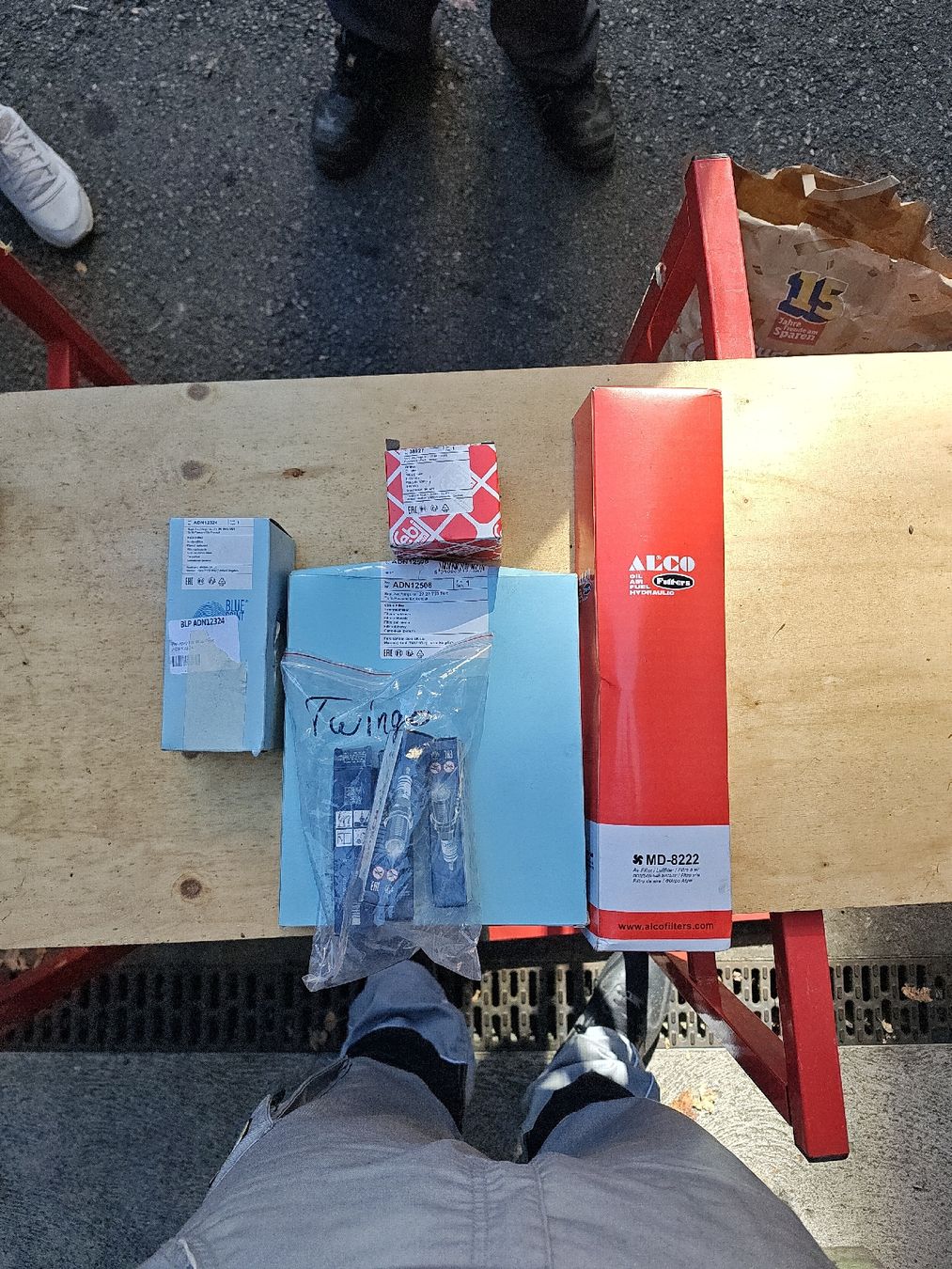 Toutes les pièces auto: Service Material komplett Twingo – Neuf (Voir description) à Niederuzwil par Adler740