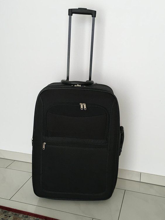 Valigie: Rollkoffer ca. 48x65 x 22 (28) cm – Usato da Mellingen venduto da RigaOper 6