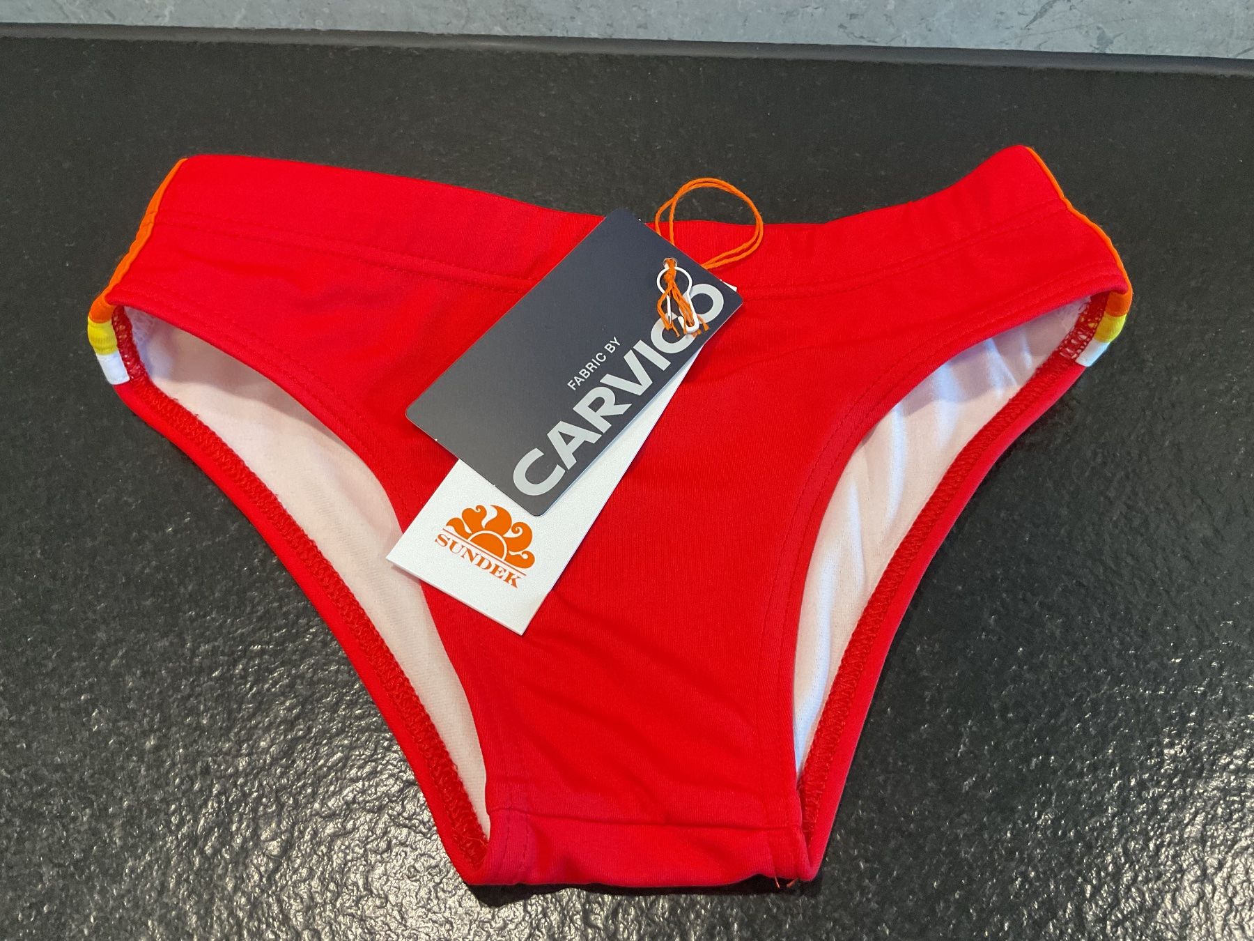 Badehosen: Maillot de bain – Neu und originalverpackt aus Neuchâtel von sta_7qfy