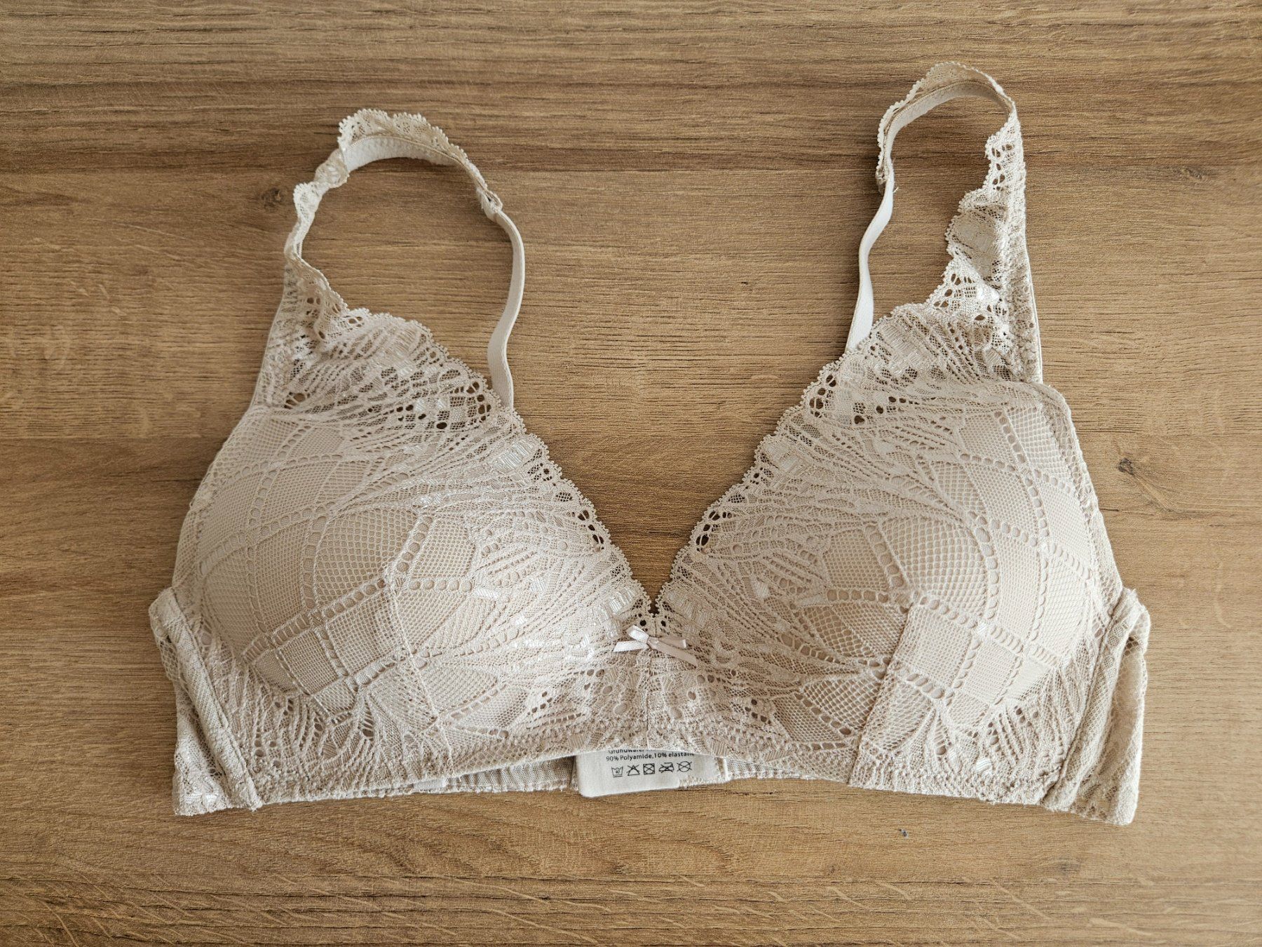 Tchibo Altra biancheria intima: Schalen BH von Body Essentials – Usato da Möriken AG venduto da pam66