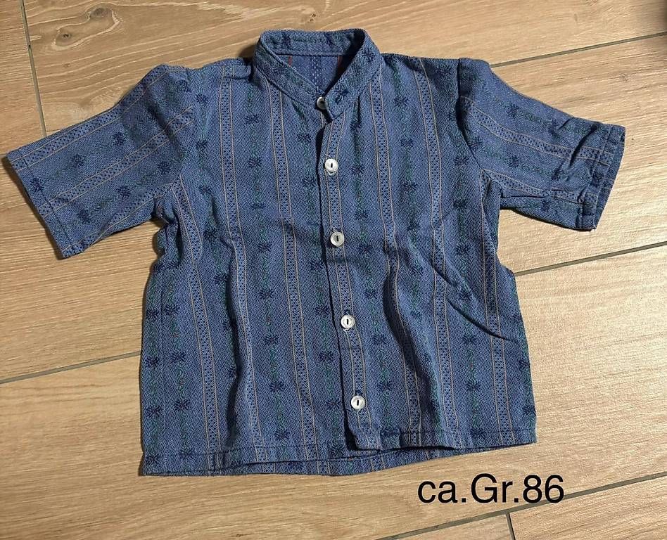 Chemises, T-shirts & Polos: Edelweisshemd ca gr 86 – D'occasion à Grosswangen par apolloM