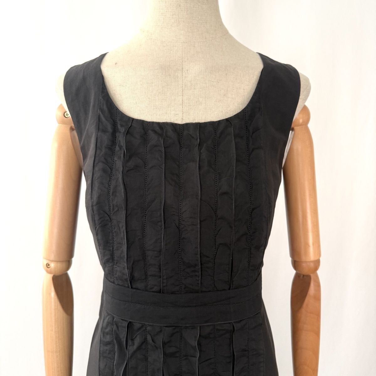 Akris Vestiti: AKRIS Black Silk Dress – Usato da Emmen venduto da Avviivva_Com2023 1