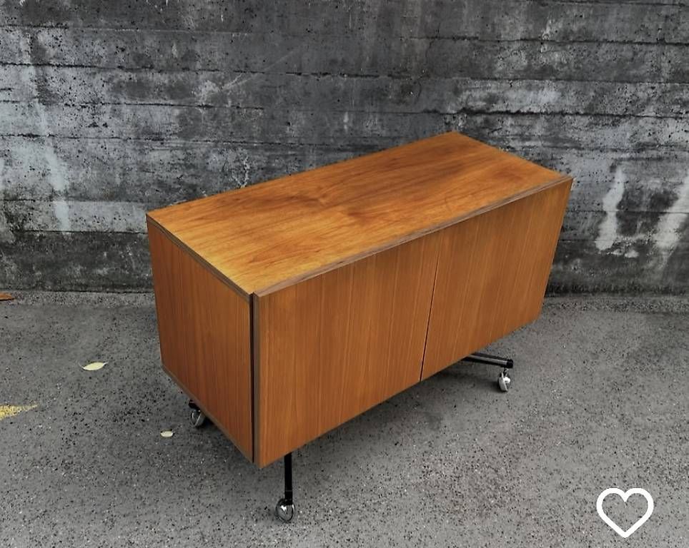 Kommoden: Elegantes Mid-Century Lowboard / Rollcontainer  – Gebraucht aus Zürich von ipalu 1