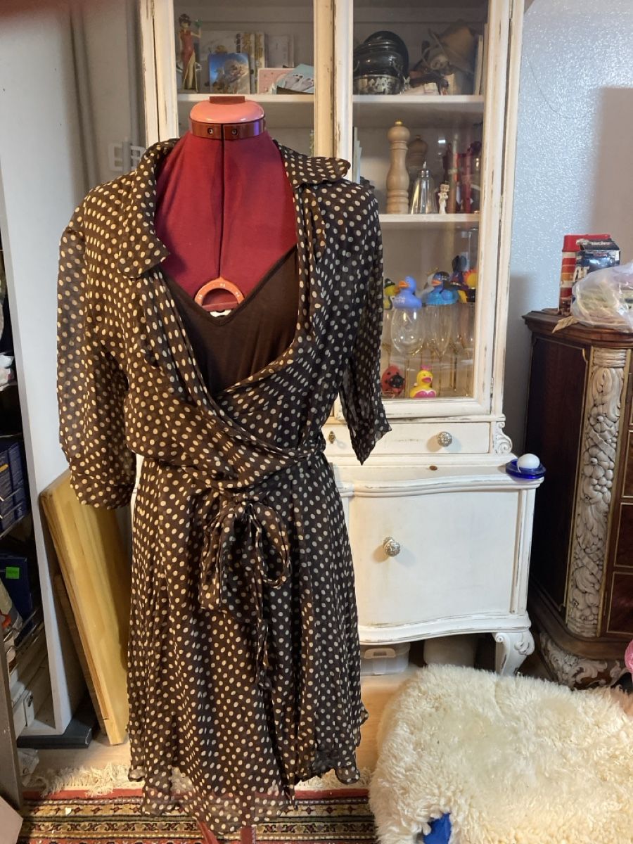 Vestiti: Kleid  – Usato da zürich venduto da vivti63