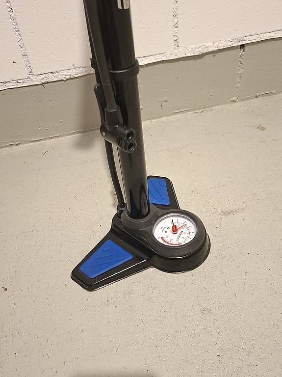 Pompe: Bikemate Velo Luftpumpe  – Usato da Winterthur venduto da DtR77 1