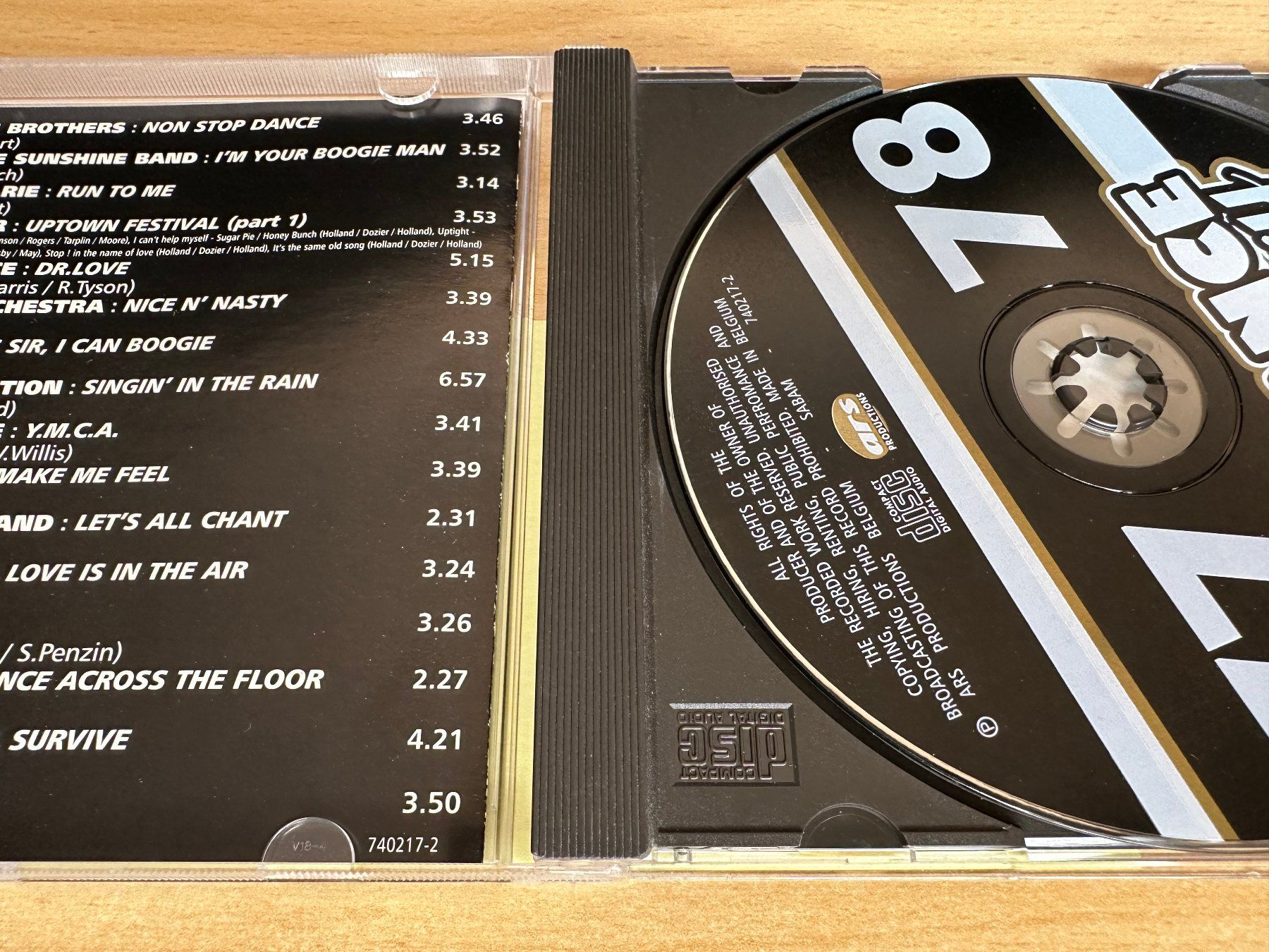 CD: Various – Dance Story 77-78 – Usato da Rikon im Tösstal venduto da Alpenmutz 2