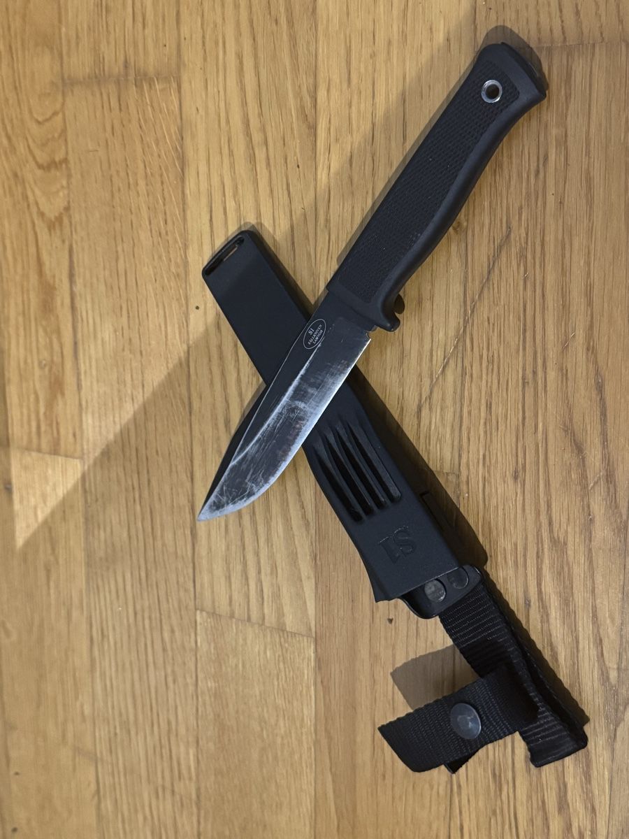 Fällkniven Zubehör: Fällkniven S1 Jagdmesser mit Scheide geb – Gebraucht aus St. Gallen von gonzovaldez