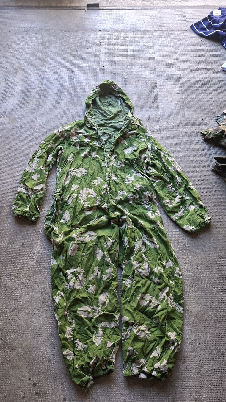 Uniformi: Armée Russe tenue KLMK – Usato da Plan-les-Ouates venduto da k.m.held