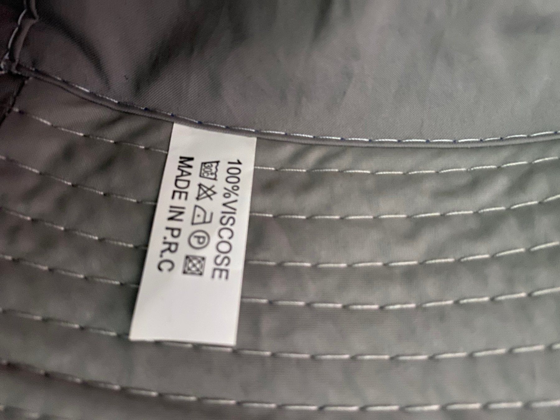Altro abbigliamento per bambino: SPORT Sommerhut blau one size – Nuovo (secondo la descrizione) da Allenwinden venduto da Obalu 2