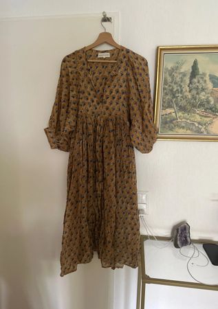 Robe Daughters of India 