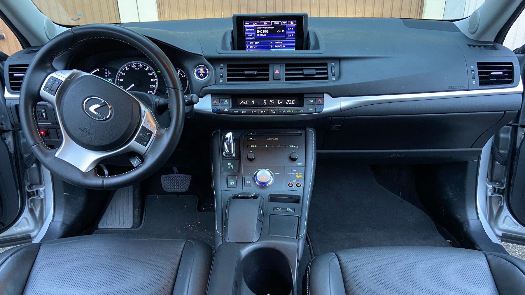 Lexus Autos: Lexus CT200H Hybrid – Gebraucht aus Zufikon von red_6gmw 7