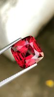 Natürlicher roter Spinell 7.09 ct - Lotus Gold - unbehandelt