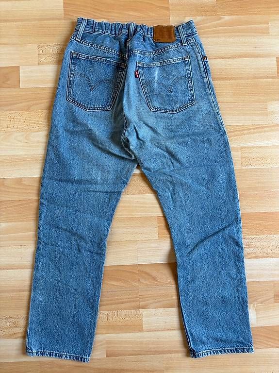 Jeans: Levis Jeans 501 – Gebraucht aus Schaffhausen von mer_tnb7 1