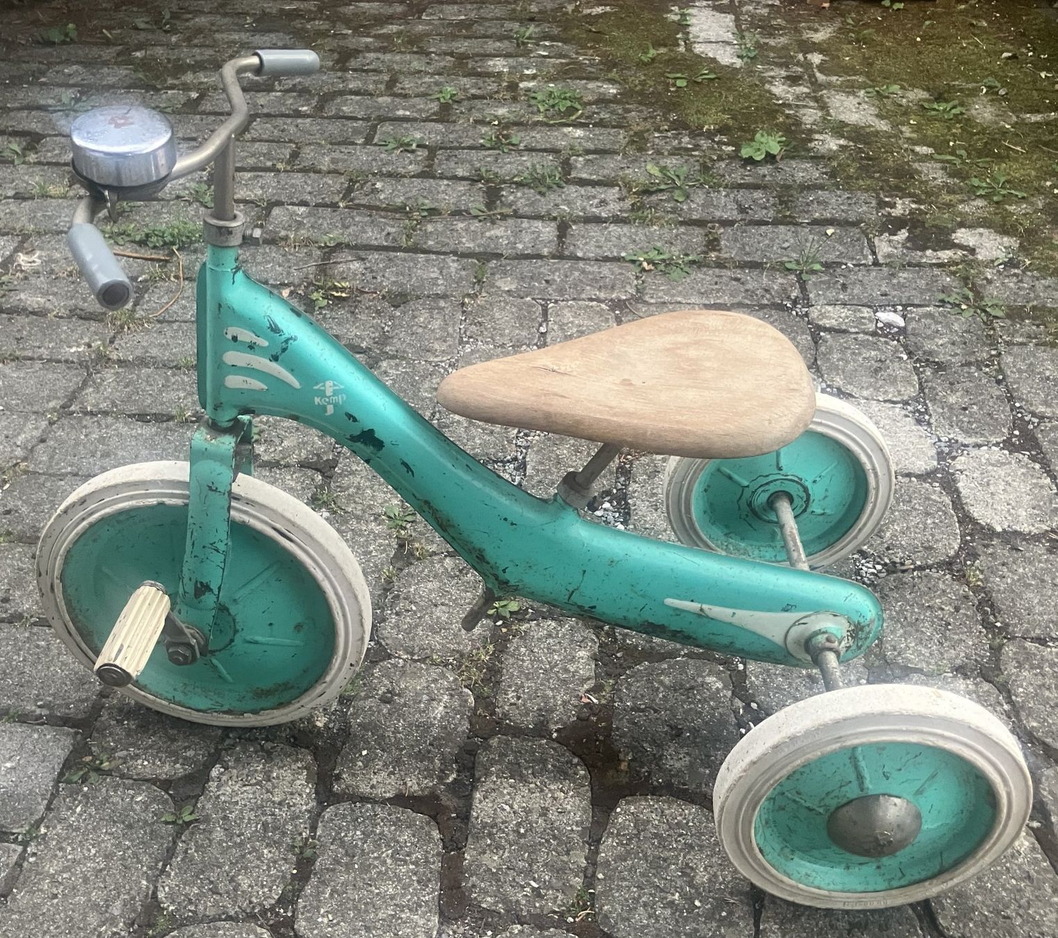 Véhicules pour enfants: Altes Dreirad Marke Kemp – D'occasion à Wimmis par Hemotoni1