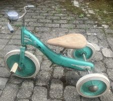 Altes Dreirad Marke Kemp