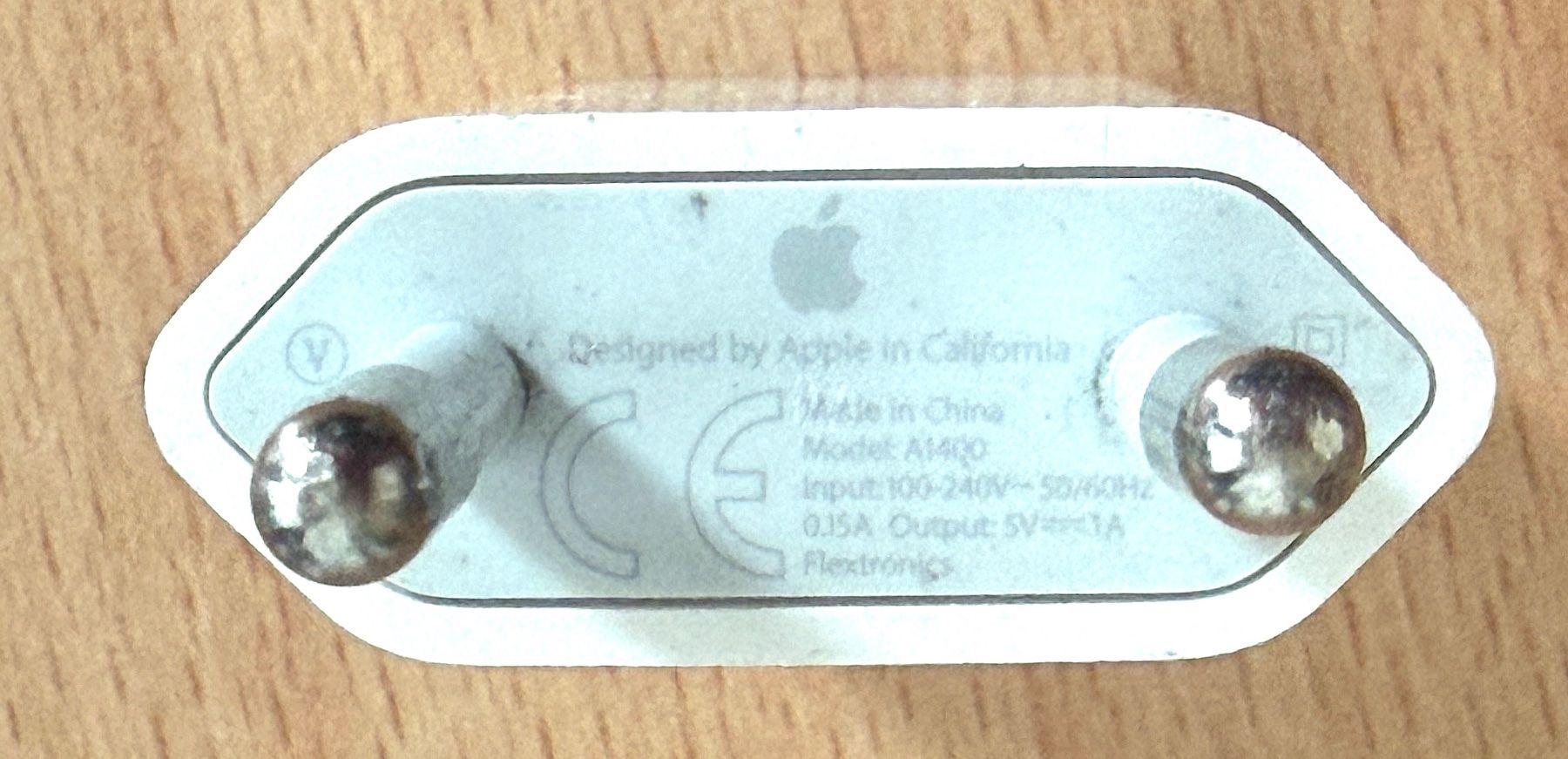 Apple Laufwerke & Adapter: Lot 4 Apple USB power adapters + câble 1 m offert – Gebraucht aus Veyrier von Szurkemaci 5