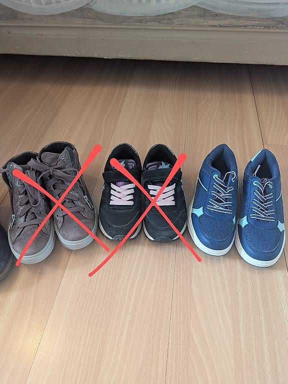 Scarpe per ragazzi: Schuhe Grösse 34 – Usato da Effretikon venduto da sar_x7yl 2