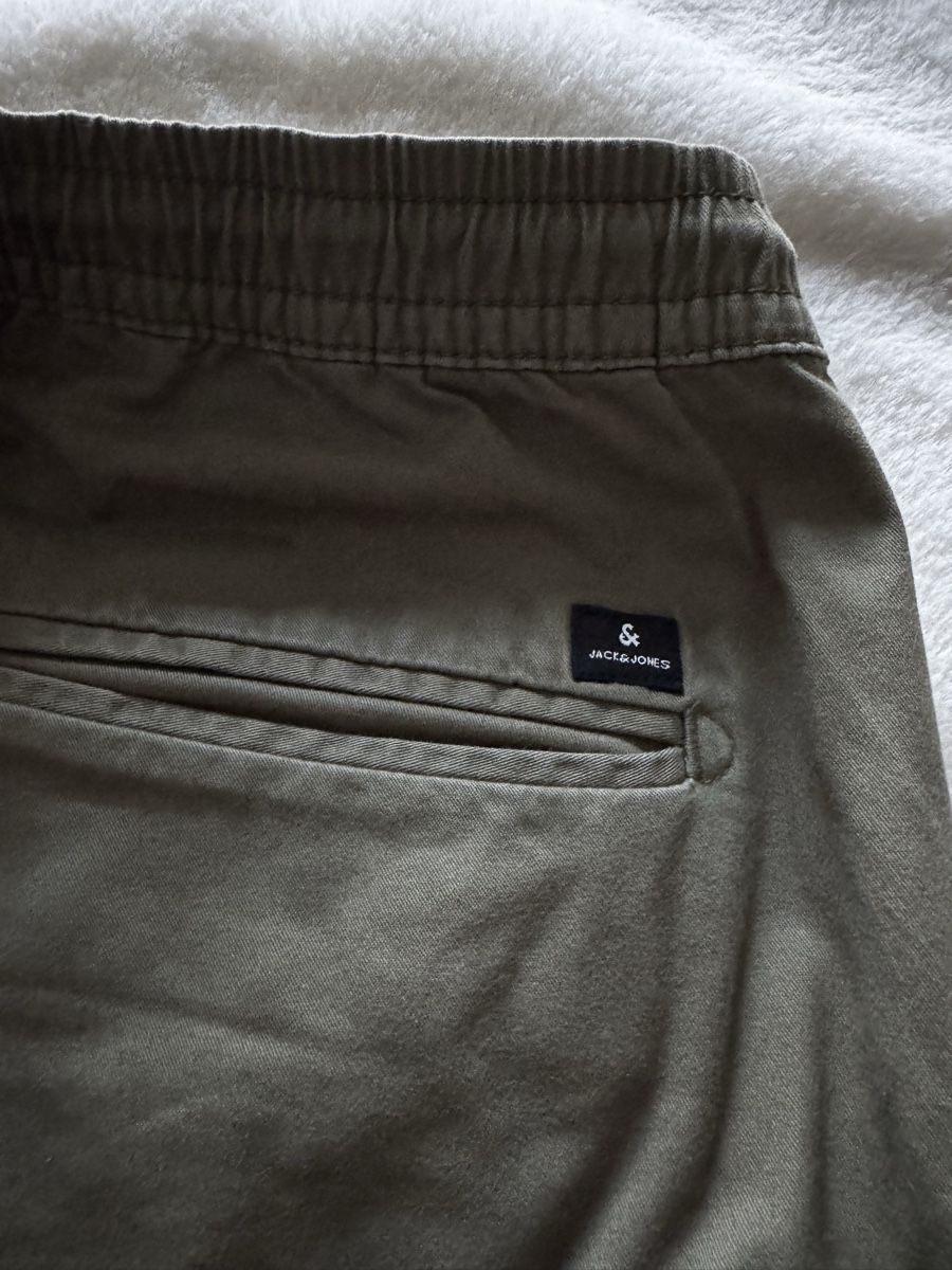 Jack & Jones Pantaloni: Pantalon Jack&Jones gr XL – Usato da Boudry venduto da cranslove 2
