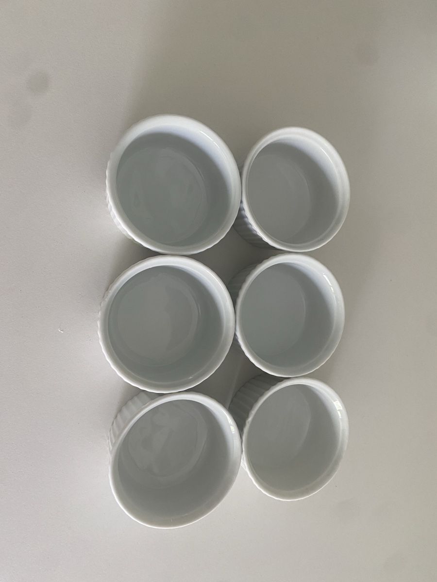 Geschirrsets: A set of Apilco – Neu (gemäss Beschreibung) aus Thalwil von zhe_69pd 2