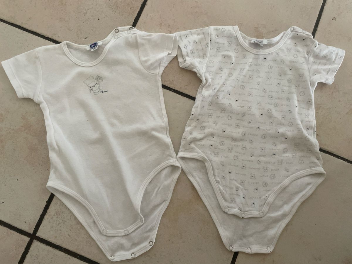 Chicco Unterwäsche: 2 Body Chicco Weiss Gr. 80  – Gebraucht aus Obergerlafingen von cabo4