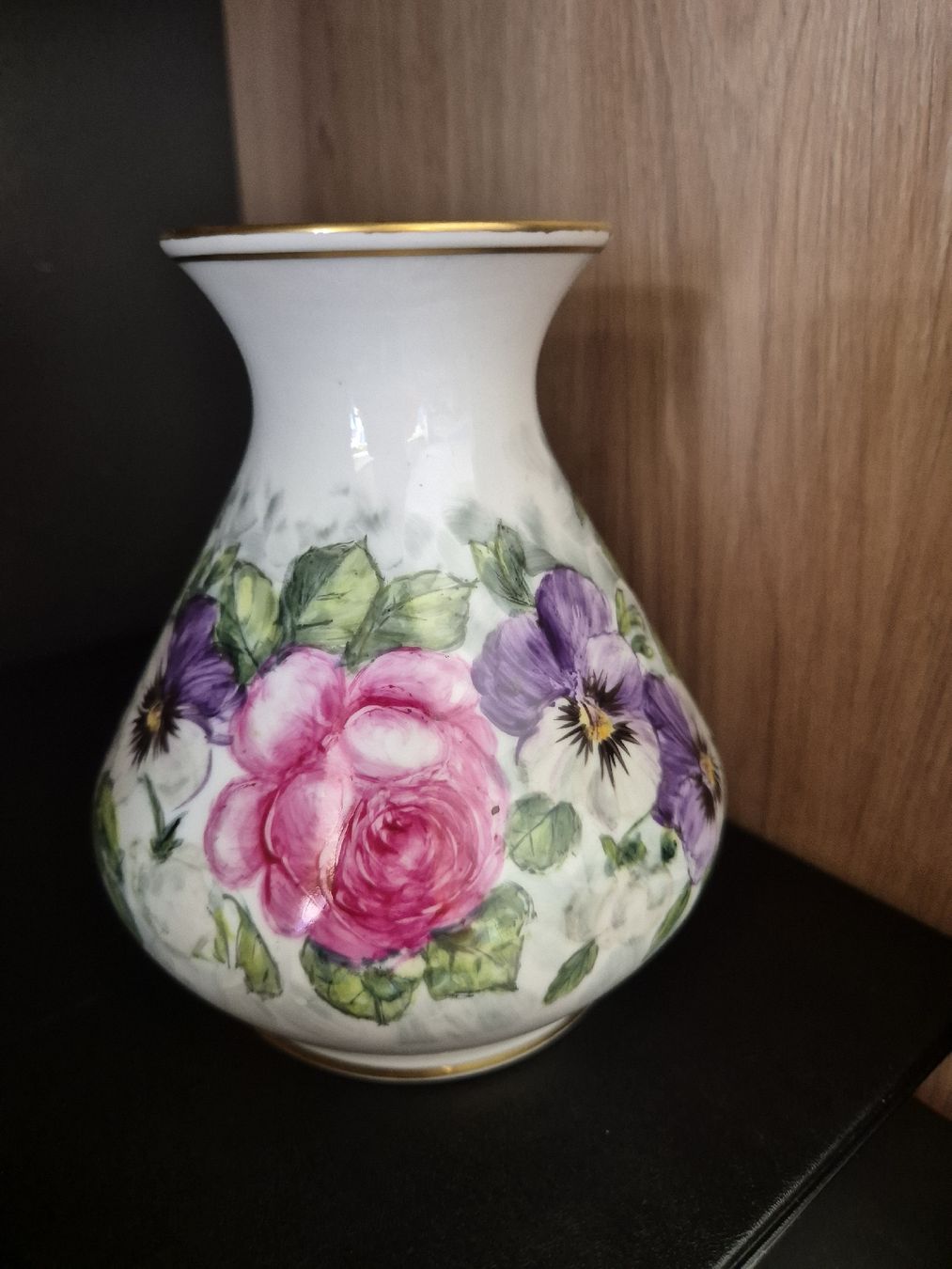 Vasen & Gefässe: Handbemalte Blumenvase, Goldrand, Bavaria – Gebraucht aus Eschlikon TG von zuzanka80