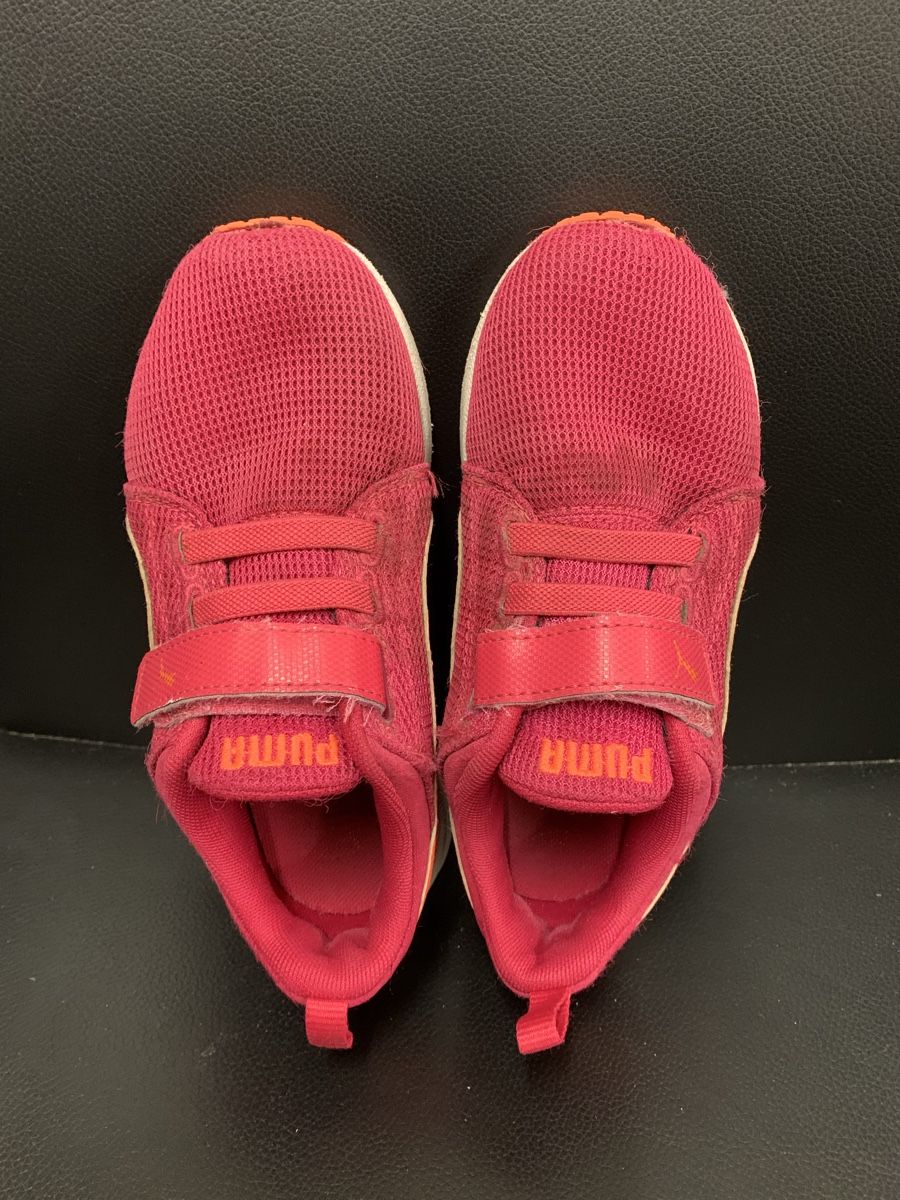 Scarpe per ragazzi: Hallenschuhe non marking Turnschuhe Kinder Grösse 31 – Usato da Ostermundigen venduto da des_t9vv