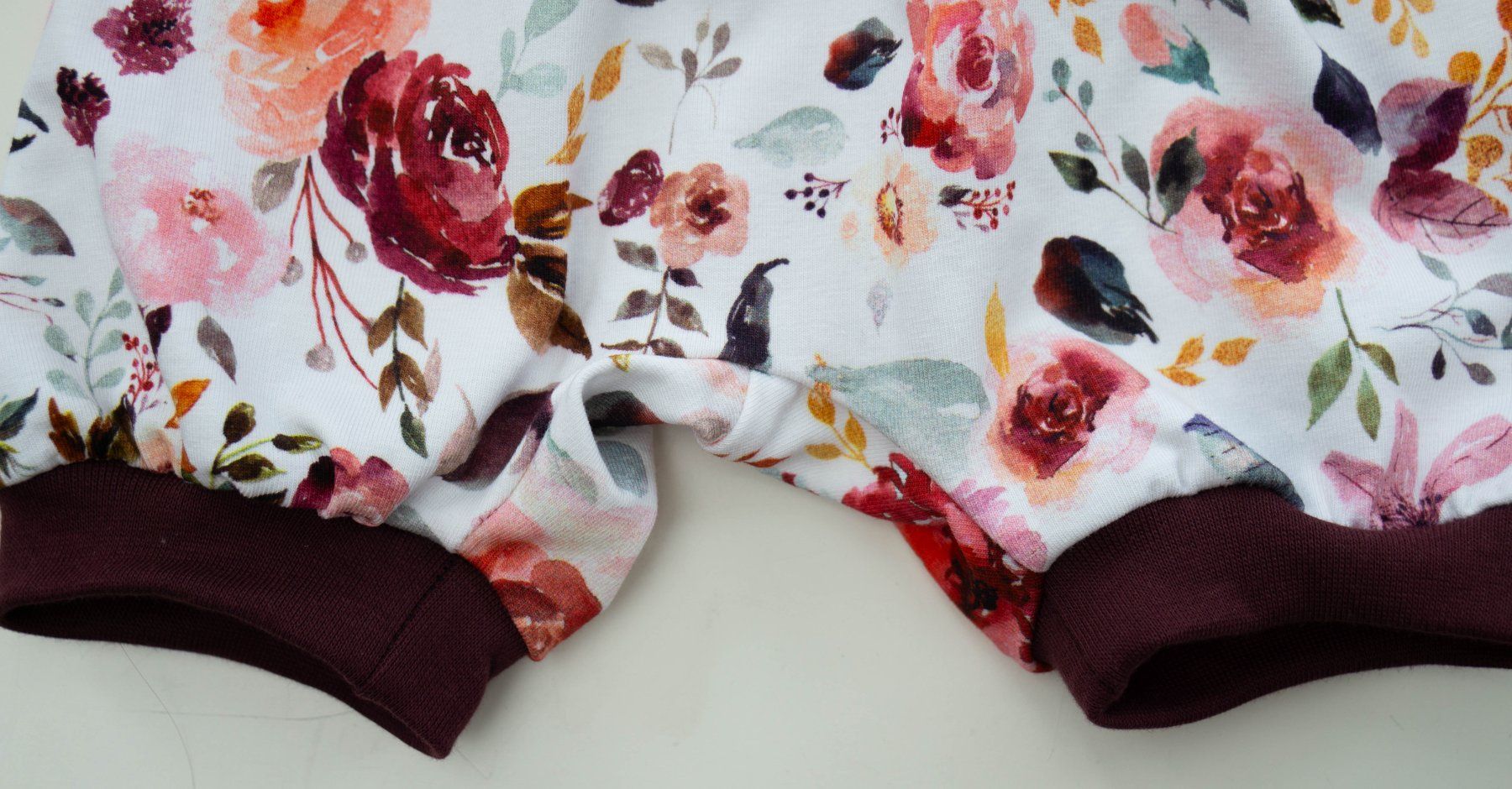 Hosen: Kurze Pumphose mit Blumen Gr.62/68 - NEU – Neu und originalverpackt aus Zürich von sambaum 2