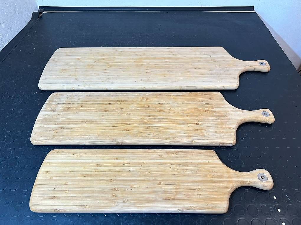 Articoli in legno: 3x Bambus Schneidbrett mit Griff  Set, gebraucht – Usato da Gümligen venduto da ESCreativwork