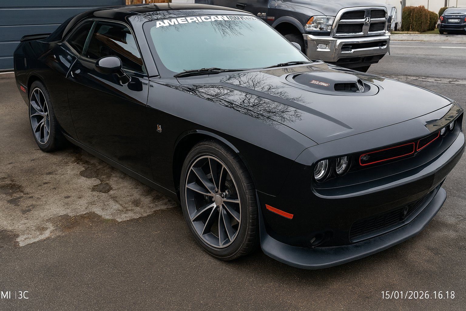 Dodge Autos: Dodge Challenger 6.4 Shaker Scat Pack expertisée 08.01.2026 – Gebraucht aus Moudon von G-Tuning